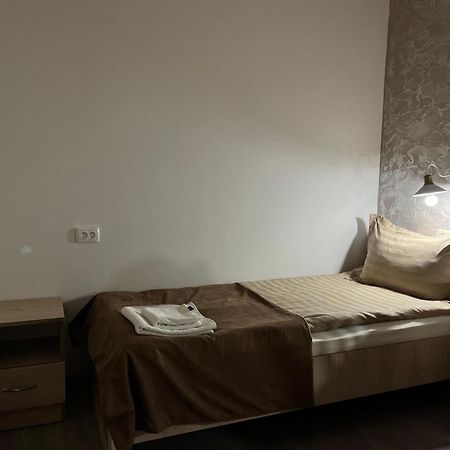 Ninama Hotel Mestia Bagian luar foto