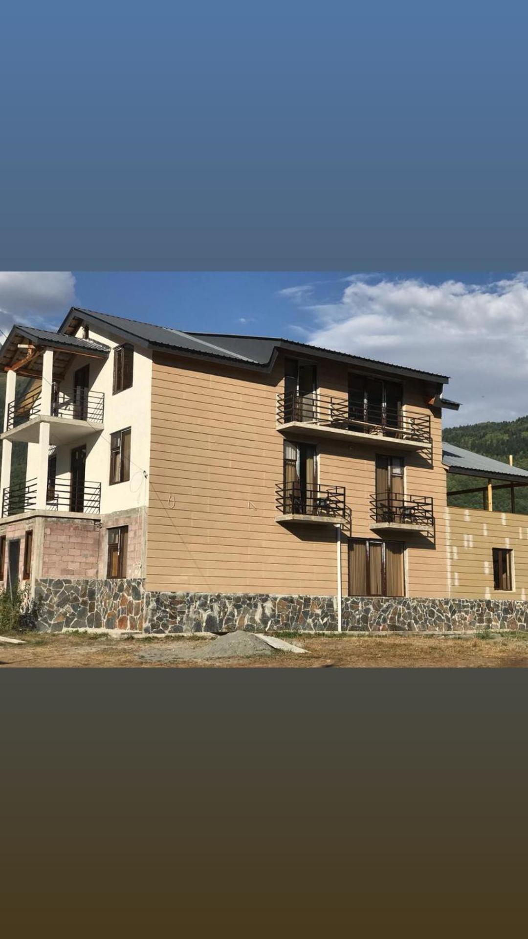 Ninama Hotel Mestia Bagian luar foto