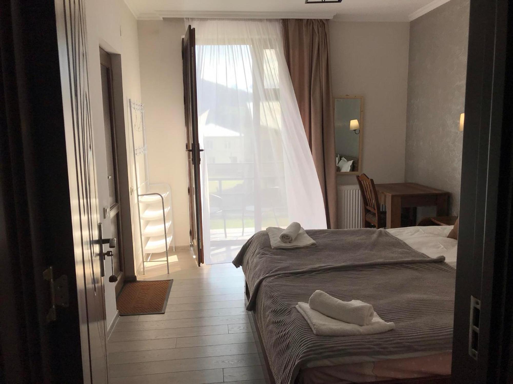 Ninama Hotel Mestia Ruang foto
