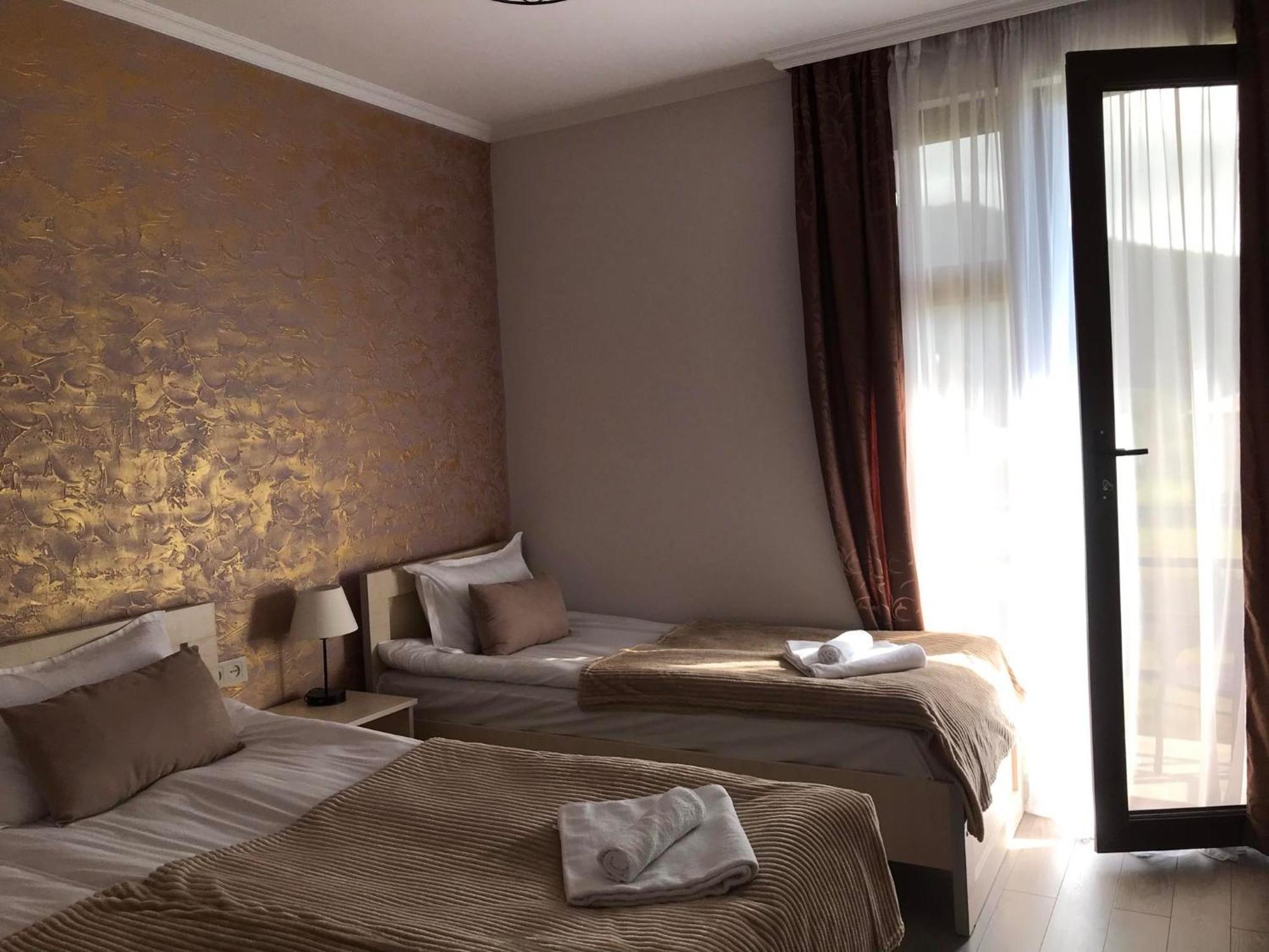 Ninama Hotel Mestia Ruang foto